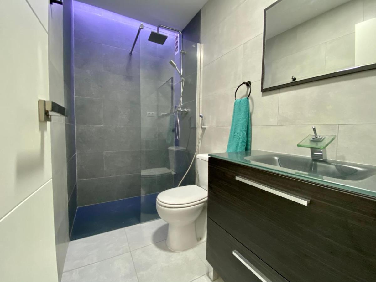 Modern With Sea Views In Appartement *